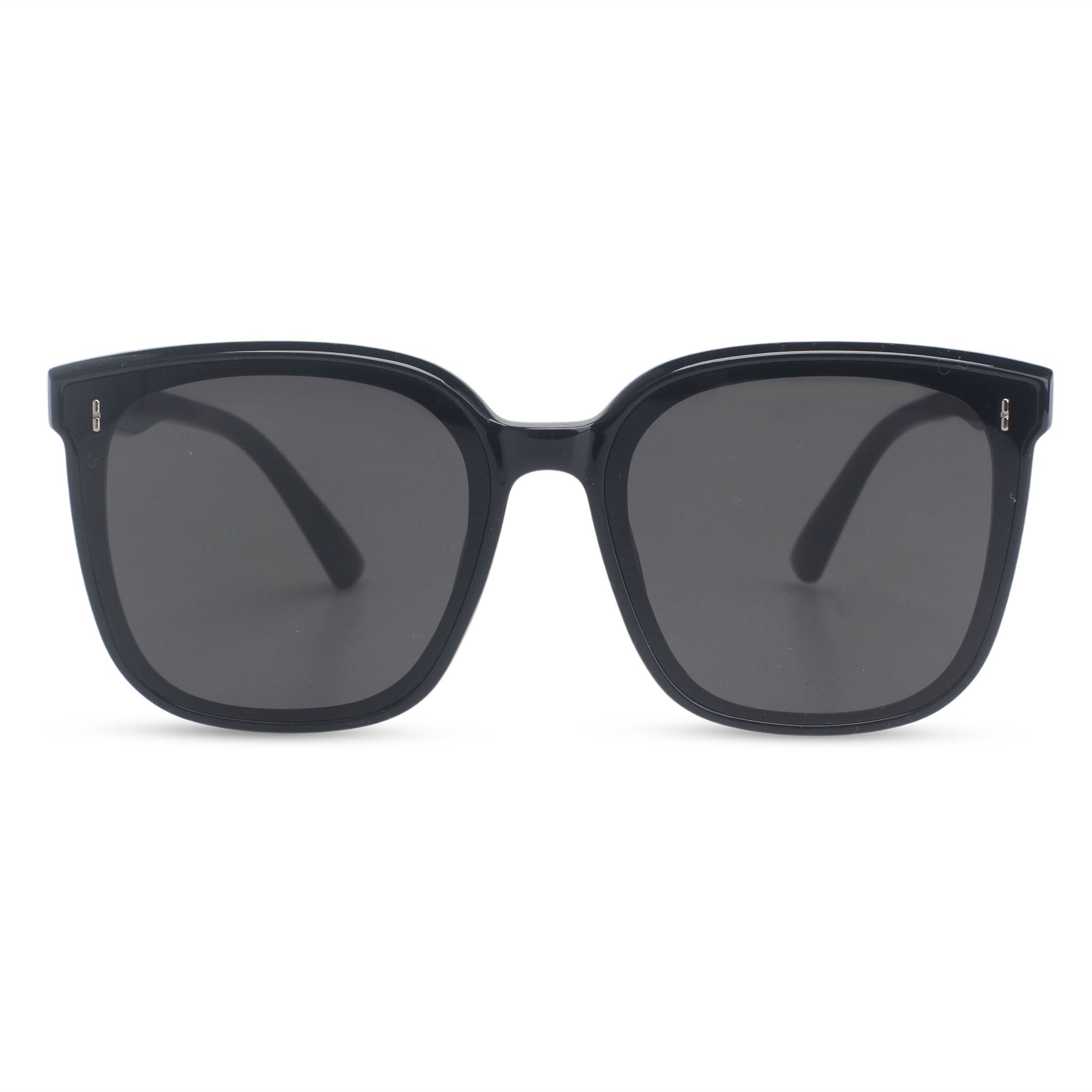 Oversized black square sunglasses